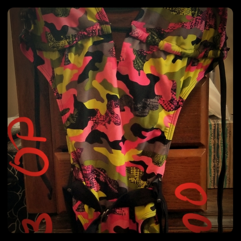 Bathing suit